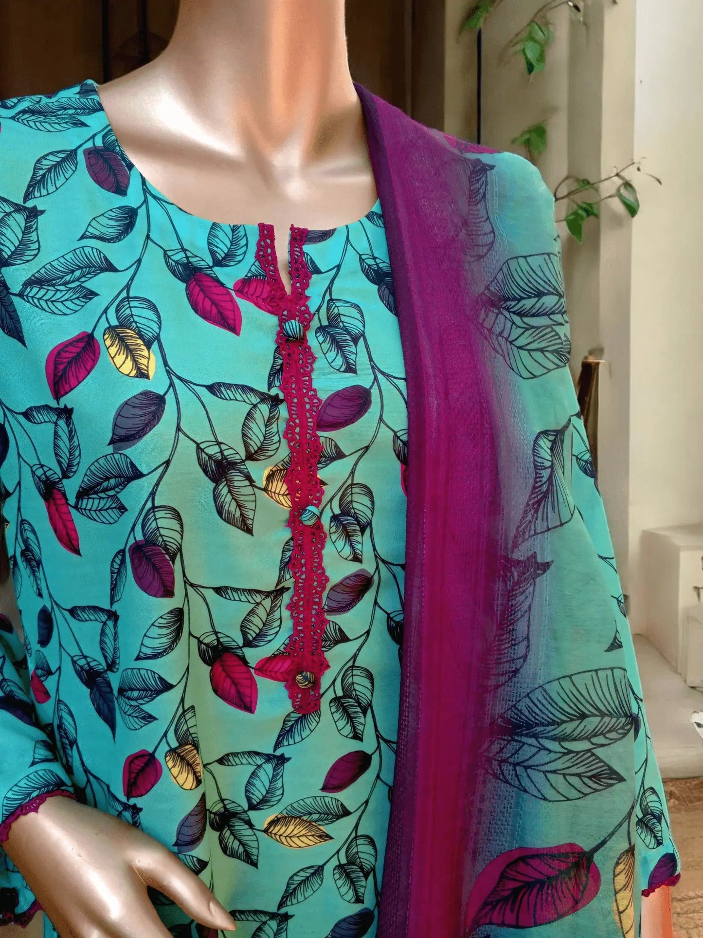 3 pc printed Swiss lawn suit - Pistachio - Ushams Clothing