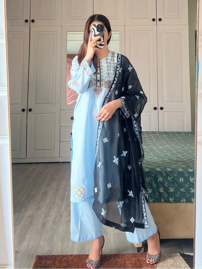 3 pc lawn embroidered suits