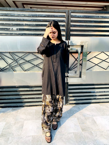 2 pc printed farshi shalwar kameez in stone linen- Minimal