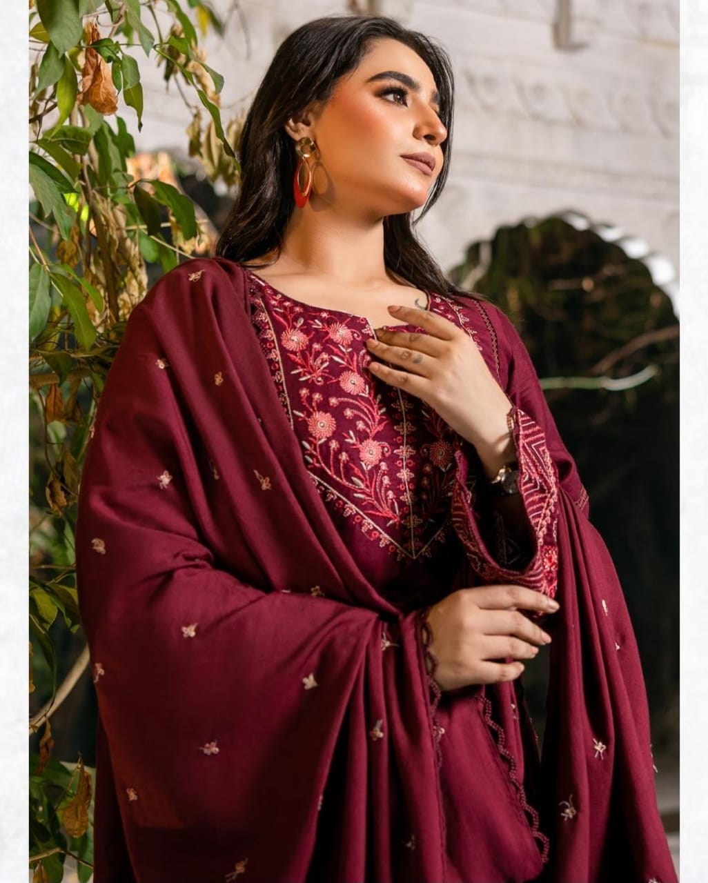 3-PC Embroidered Premium linen suit- Maroon