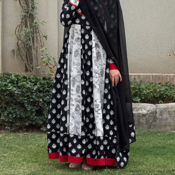 Lawn stitched 2 pc Anarkali frock- Rani