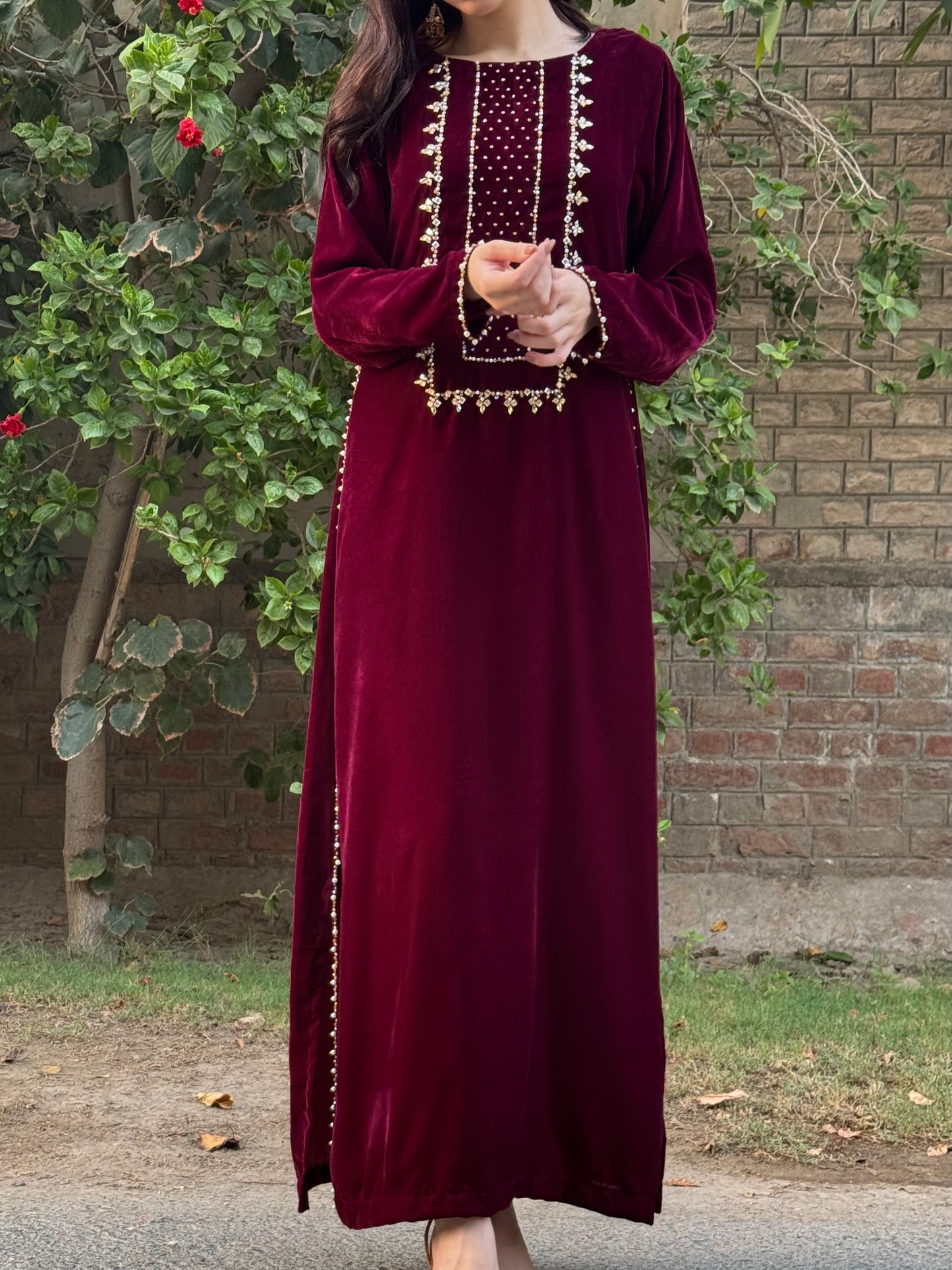 3pc Hand Embroidered Velvet kaftaan suit- DIVA