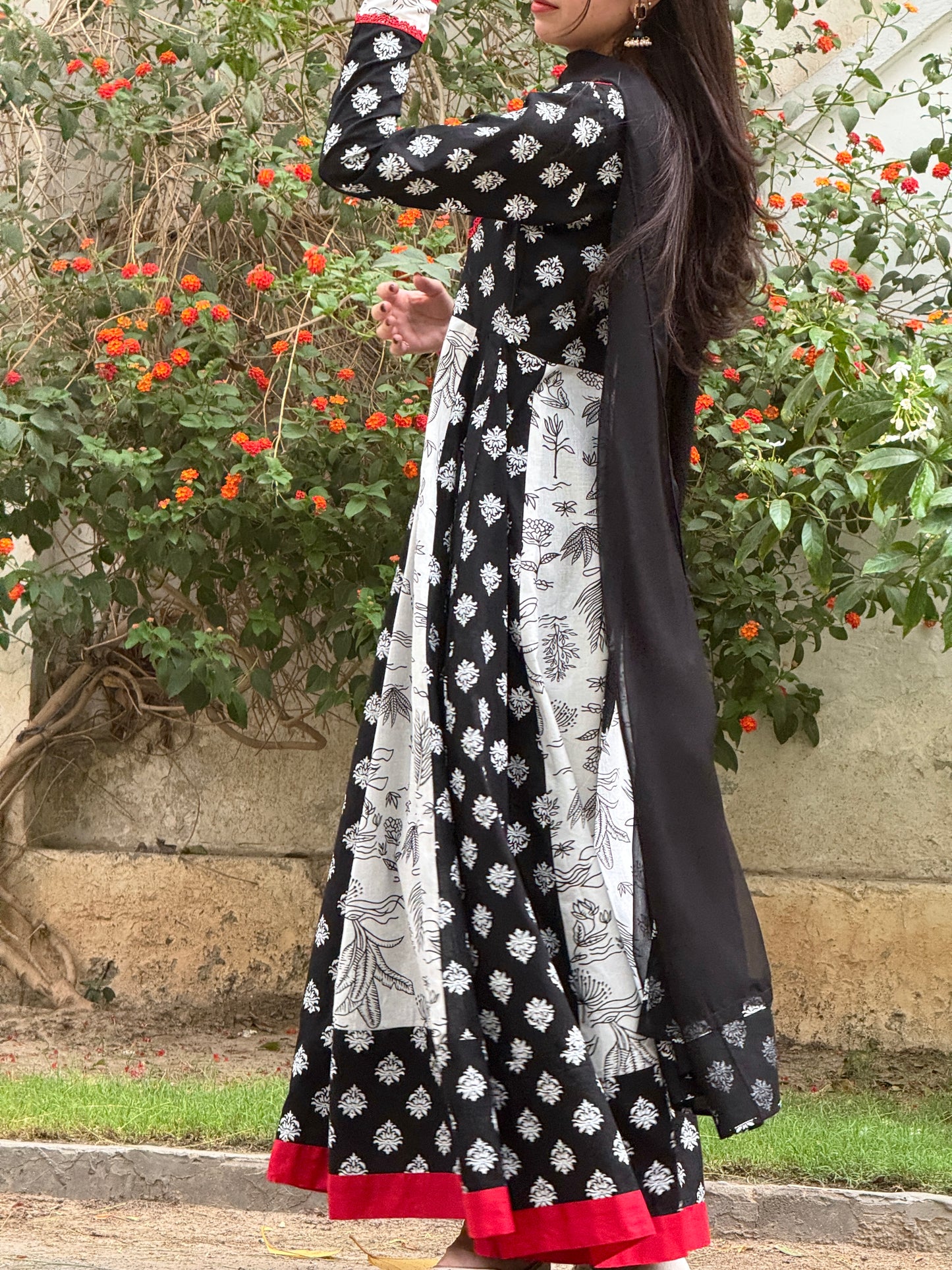Lawn stitched 2 pc Anarkali frock- Rani